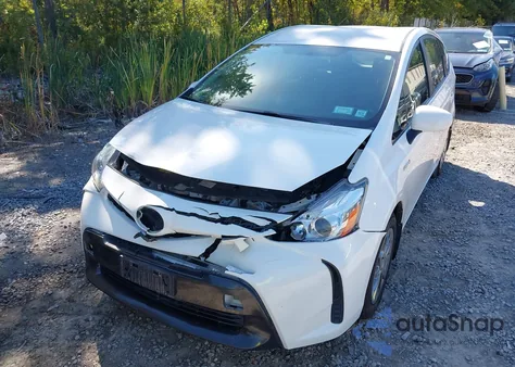 2015 Toyota Prius V Two z USA, uszkodzony, nr VIN JTDZN3EU5FJ030832